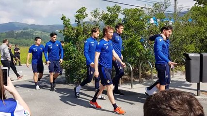 Llegada de los Jugadores al Campo de Arratzain en Villabona