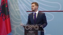 RTV Ora - Cakaj shkarkon dy diplomatët e karrierës në Ambasadën shqiptare në Athinë
