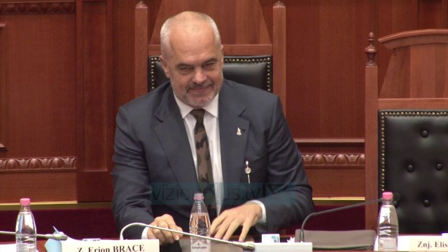 Rama: Harrojeni parlamentin, nuk futeni dot para vitit 2021 - News, Lajme - Vizion Plus