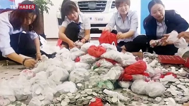 Çin'de bir kişi aldığı arabanın ödemesini bozuk parayla yaptı