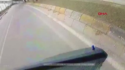 Denizli Öğrenci Servisiyle Cip Çarpıştı 14 Yaralı -