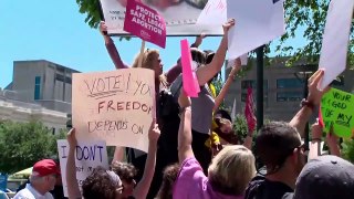 Americans rally against new wave of abortion bans