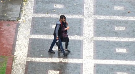 Sağanak Yağış Hayatı Olumsuz Etkiledi