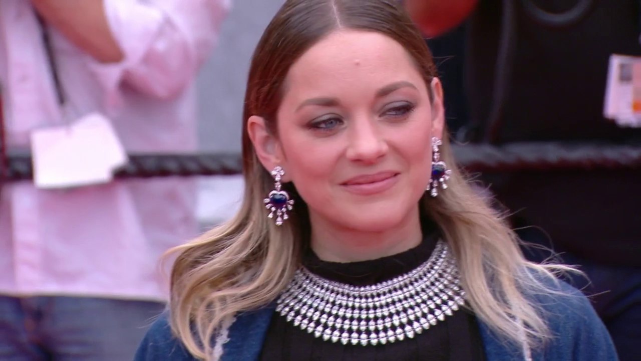 Marion Cotillard sur le tapis rouge - Cannes 2019