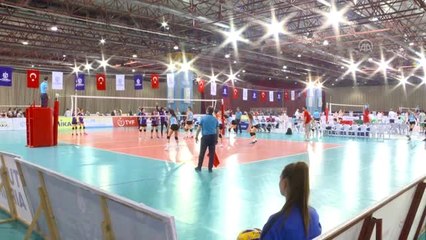 Voleybol Küçükler Türkiye Şampiyonası Başladı