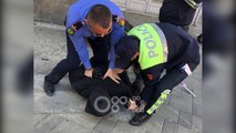 RTV Ora - Dy grabitje në Tiranë dhe Korçë, kambistit i marrin çantën me 60 mijë euro