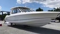 2019 Boston Whaler 380 Realm Boat For Sale at MarineMax Fort Myers