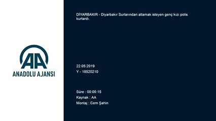 Surdan atlamak isteyen genç kızı polisin kurtarma anı kamerada - DİYARBAKIR