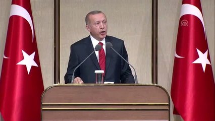 Cumhurbaşkanı Erdoğan: "Bizim Kültürümüzde Öğretmene El Kalkmaz, Öğretmenin Eli Öpülür"