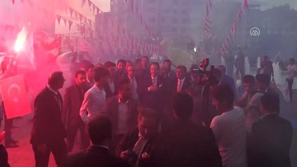 Fatih Erbakan: "Partimizi Yaşanabilir Türkiye'yi Kurmak İçin Kurduk"