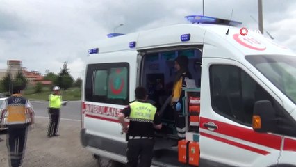 Tavşanlı'da 2 otomobilin çarpıştığı kaza kamerada