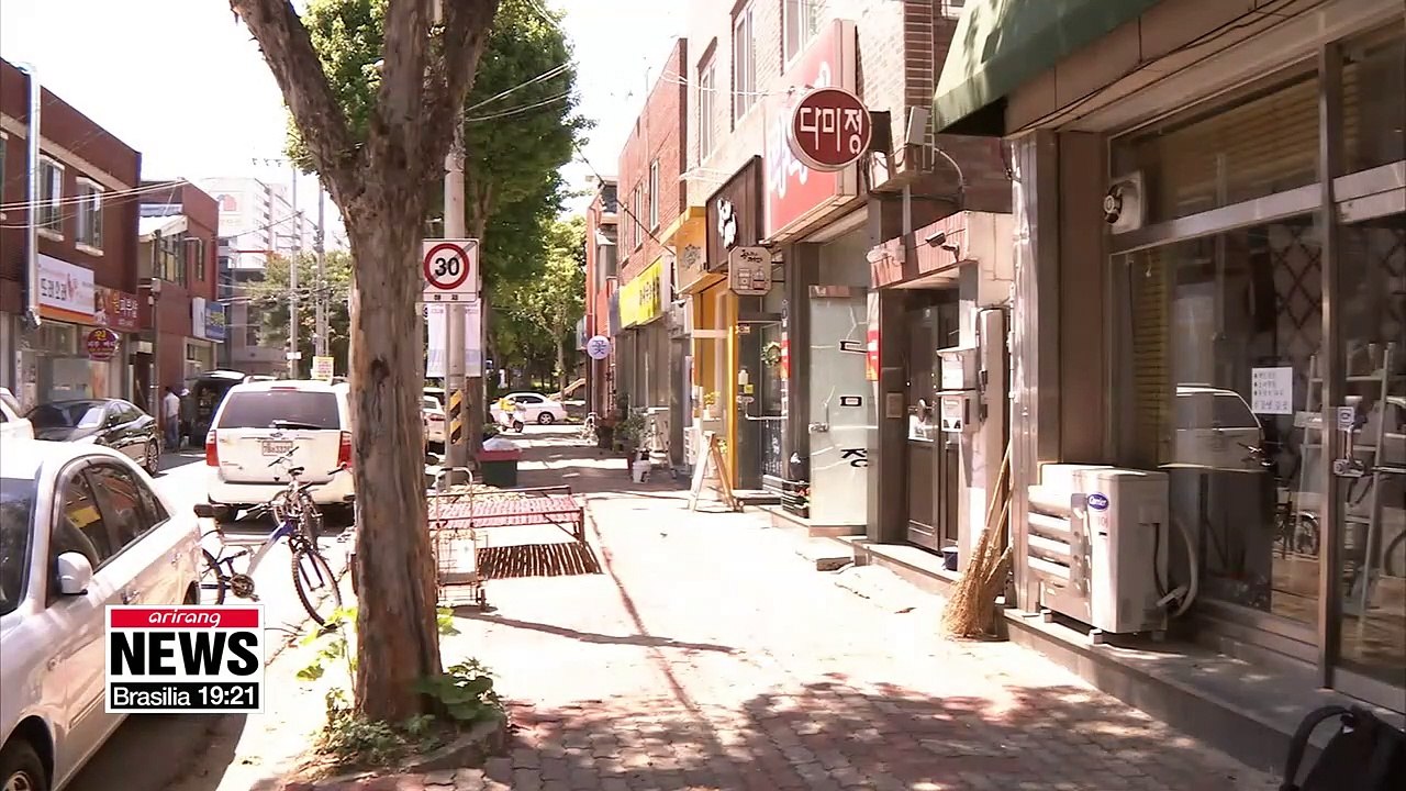 Local day care center provides programs for people with developmental disabilities