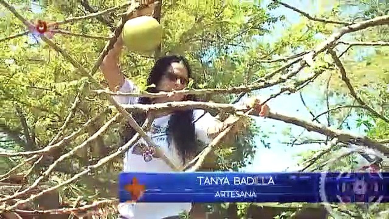 mqn-Mujeres se unieron para hacer de las jícaras, hermosas obras de arte-220519