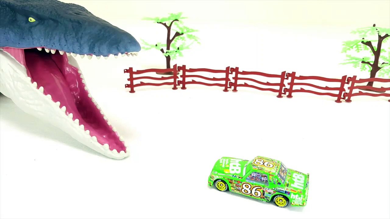 Disney Pixar Cars Jurassic World Mosasaurus Lightning McQueen Eats Spo Spo Toy Movie for kids