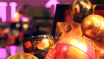 Repas de fête : le boom des achats en ligne (Reportage)