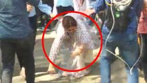 Kirron Kher FALLS While Walking With Anupam Kher, Shouts At Media