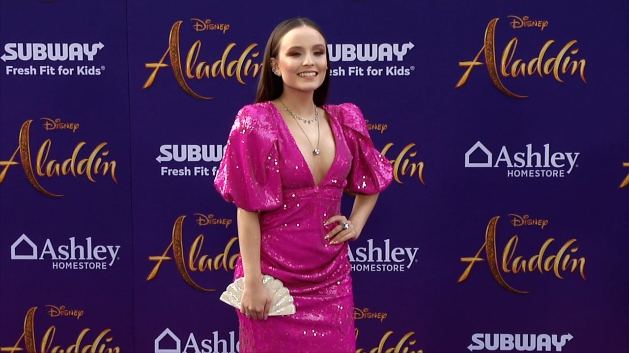 Larissa Manoela "Aladdin" World Premiere Purple Carpet