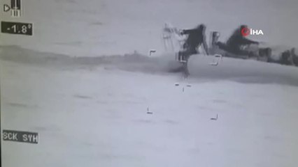 Lastik Botla Ölüm Yolculuğuna Çıkan 28 Kaçak Göçmen Gece Görüş Kamerasıyla Görüntülendi