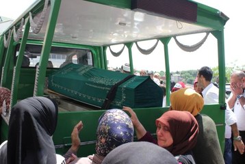 Küçük Baran Gözyaşlarıyla Son Yolculuğuna Uğurlandı