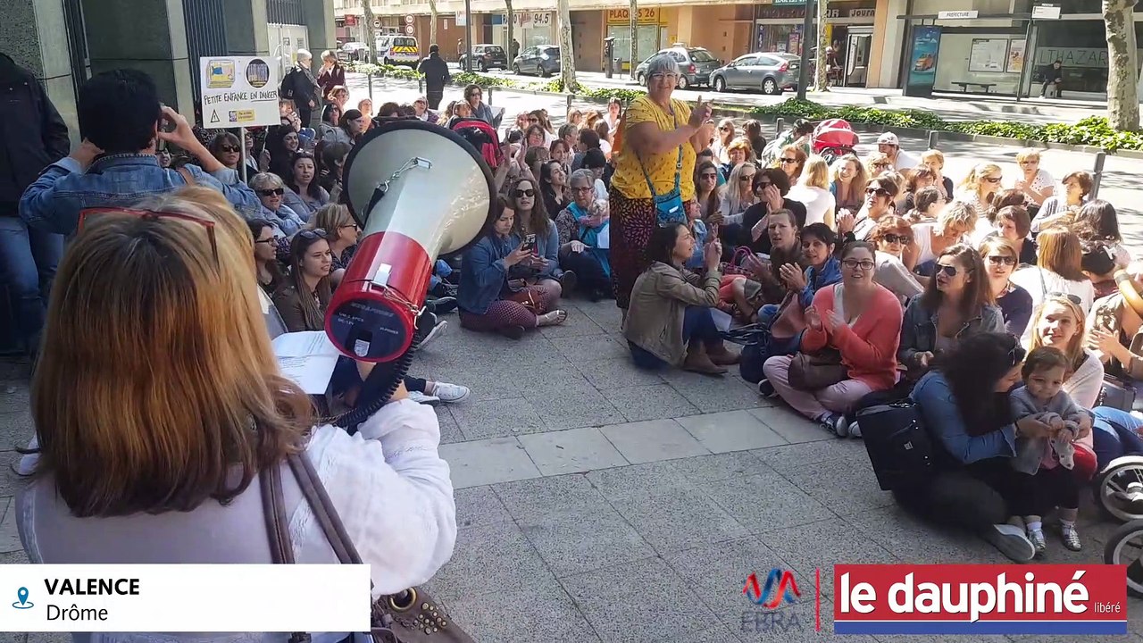 Valence : elle reprennent du Patrick Sébastien pour dénoncer leurs conditions de travail