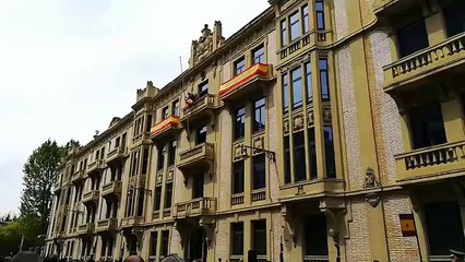 Acto del izado de la bandera de España en Pamplona