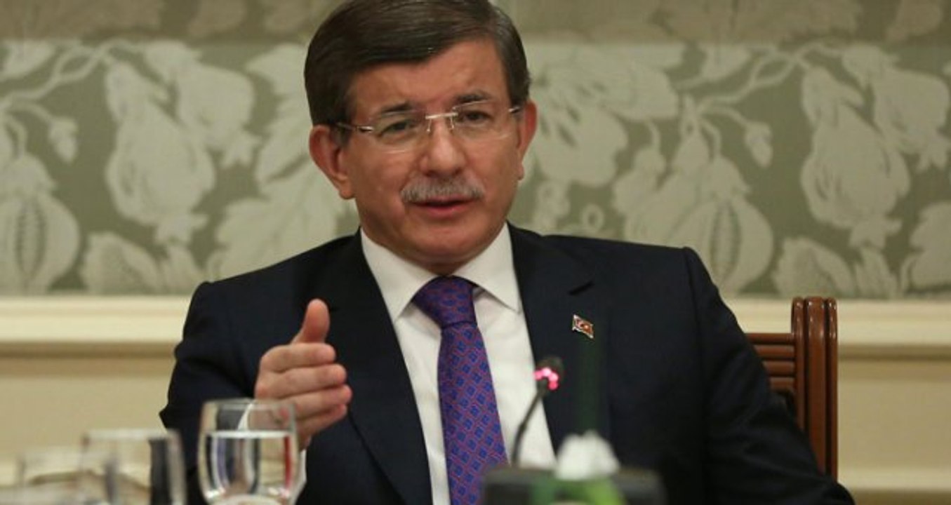 Yeni Partiyi Diyarbakır'da İlan Edeceği Konuşulan Ahmet Davutoğlu'na Tepki: Bu Şehirden Boş Döner