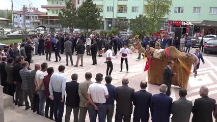 Sivas Valisine İlginç Karşılama