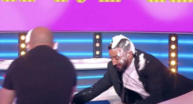 Cyril Hanouna s'est fait entarter ! (TPMP) - ZAPPING PEOPLE DU 23/05/2019