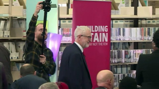 May adia votação de nova proposta para o Brexit