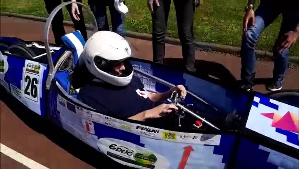 Thionville : des élèves conçoivent une voiture capable de parcourir 4300km  avec un litre d'essence