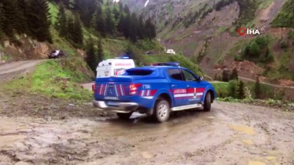 Kayıp gazetecinin cenazesi Bayburt Devlet Hastanesi'ne götürülüyor