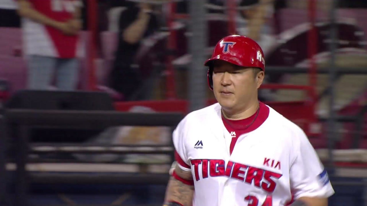 KIA 시즌 첫 4연승...최형우 시즌 6호,7호 홈런 / YTN