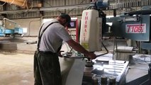 Meslay-du-Maine : des pompes funèbres travaillent à l'eau pour ne pas s'exposer aux risques de cancers liés au quartz
