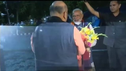 Tải video: Modi arrasa en las elecciones de India y revalida su puesto como primer ministro