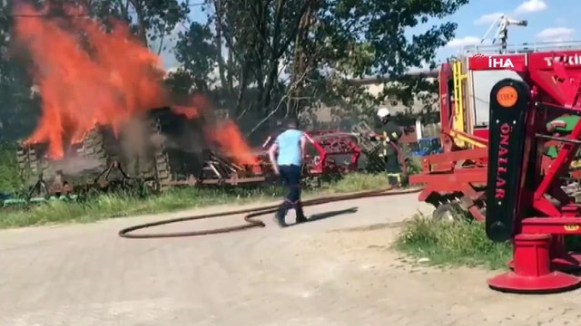 Malkara'da binlerce sebze sandığı alev alev böyle yandı