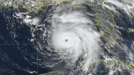 Internacional | Huracán Michael hace sentir su poder a pasajeros de un crucero