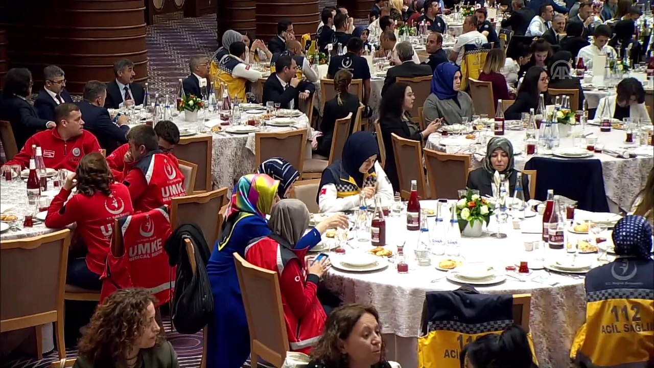 Sağlık Bakanı Koca: ''Güvenli bir hizmet ortamı ve güçlü hekim hasta iletişimi önceliğimizdir'' - ANKARA