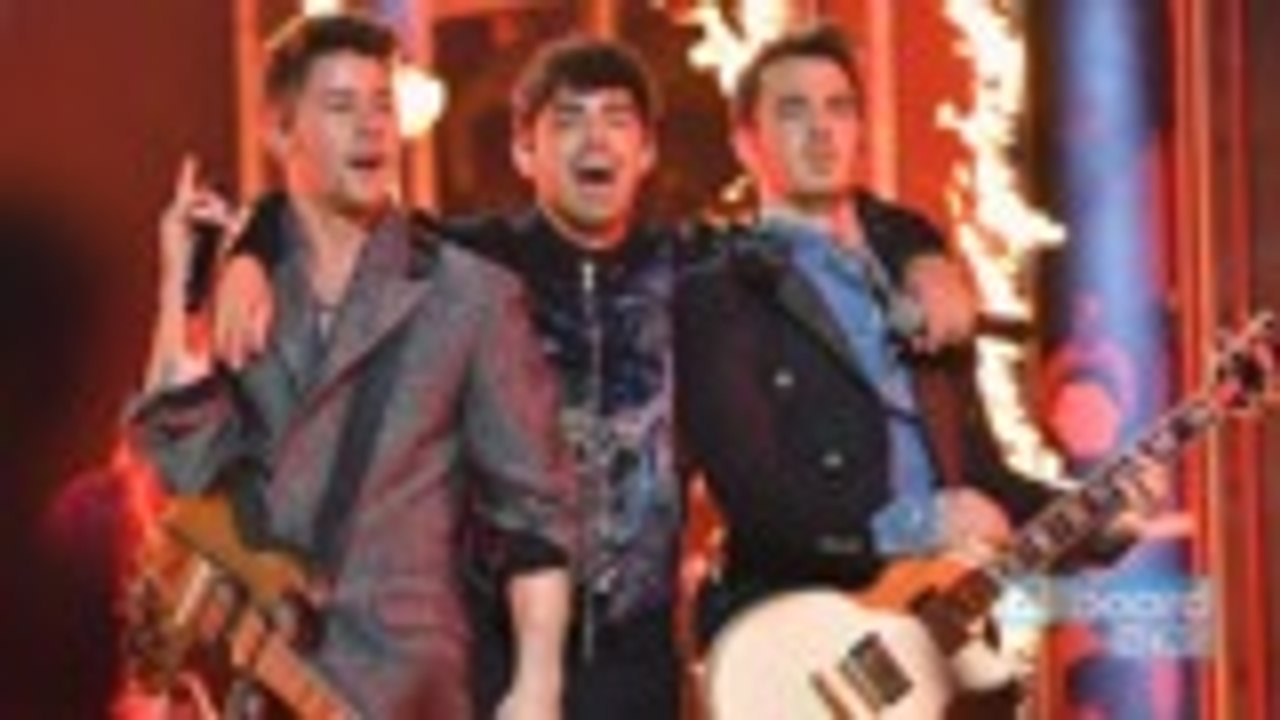 Jonas Brothers Unveils Track List for Much-Anticipated New Album 'Happiness Begin' | Billboard News
