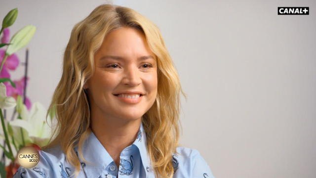 Interview de Virginie Efira par Augustin Trapenard - Cannes 2019