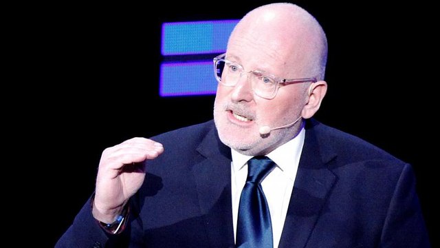 Евровыборы: в Нидерландах лидируют левоцентристы