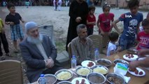 İHH Derneği Suriyeli yetimlere ve ailelere iftar verdi