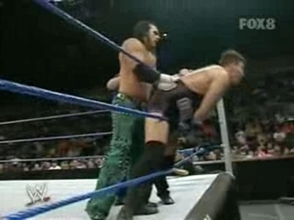 Matt Hardy vs Colt Cabana