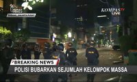 Detik-detik Polisi Pukul Mundur Massa dengan Tembakan Gas Air Mata di Jalan Sabang