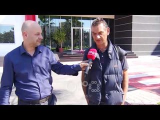 RTV Ora - Ekskluzive Francezi i çmendur udhëton në gjithë botën: Ja si i shpëtova kopesë së ujqërve