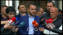 RTV Ora - Apeli lë në burg dy protestues, Balliu: Këto janë gjykata të ERTV-së, minj të Rilindjes