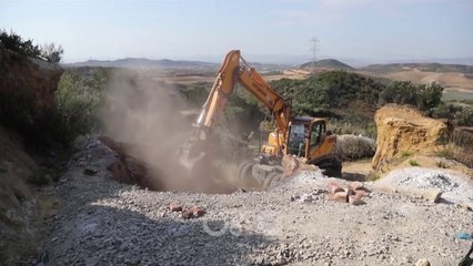 RTV Ora - Paralajmërimi i Klosit: Inspektorët e Mjedisit përgjegjësi penale për gropat e gëlqeres