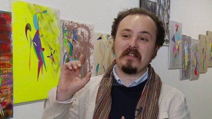 Ekspozitë me dallëndyshe - Top Channel Albania - News - Lajme