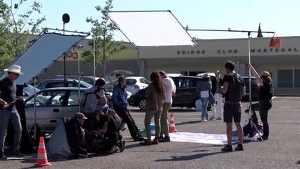 Une équipe de tournage crée la curiosité en ce moment à Martigues