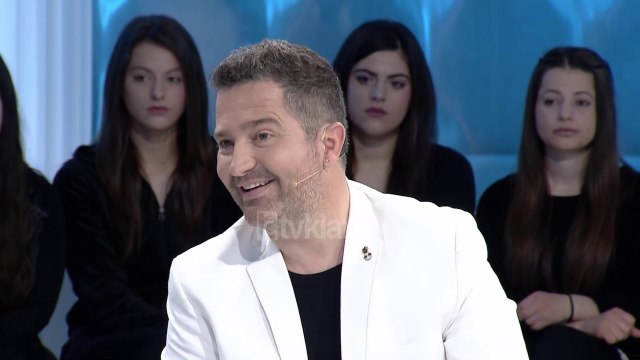 Zone e Lire/ Pas akuzave se kopjoi kengen, reagon Devis Xherahu