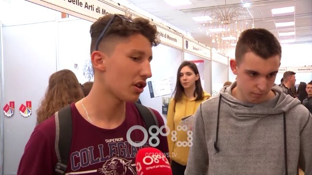 RTV Ora - Edhe studentët marrin valixhet, ja arsyet pse duan të studiojnë jashtë